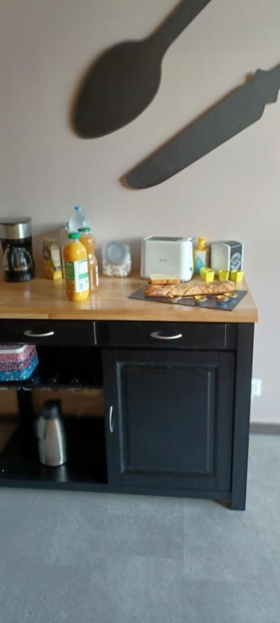Saint-Agnan-le-Malherbe Bed And Breakfast Au Champ Du Douits מראה חיצוני תמונה